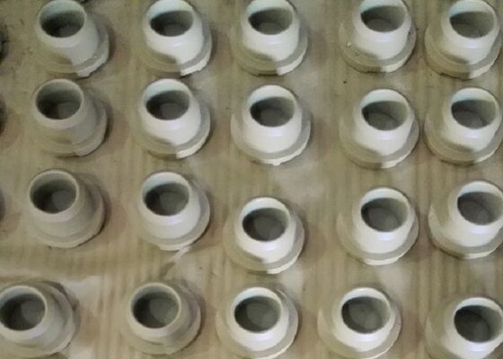 OEM High-Quality Sand Cast GG20 HT200 Iron Floor Tile for High Temperature Resistant Floor