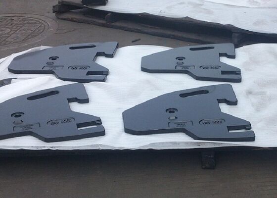Sand Casting Iron Construction Machinery Parts Little Counterweight With Finish Painting