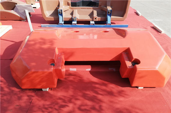 OEM 34 Ton Sand Cast Counter Weight With Finish Painting For Front Crane Adequate Capacity