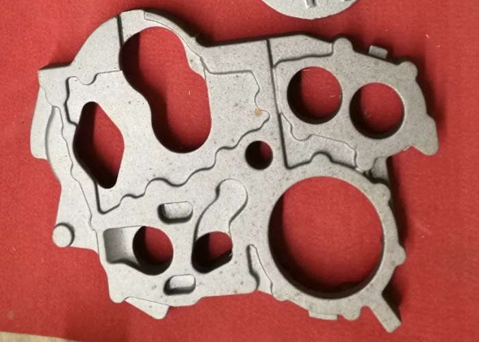 OEM High-Quality Sand Cast Iron Cover With Accurate Dimension Finish Painting for Engineering Machinery