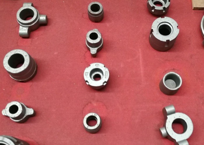 OEM High-Quality Sand Cast Iron Small Metal Parts FC250 GG25 HT250 Material For Forklift Track