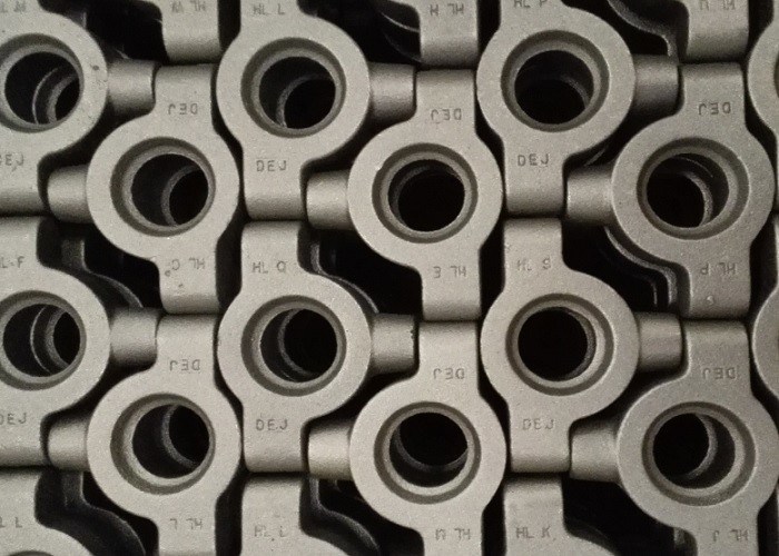 OEM High-Quality Sand Cast Iron Components Excavator Rear Hub With Shot Blasting FCD450 GGG45